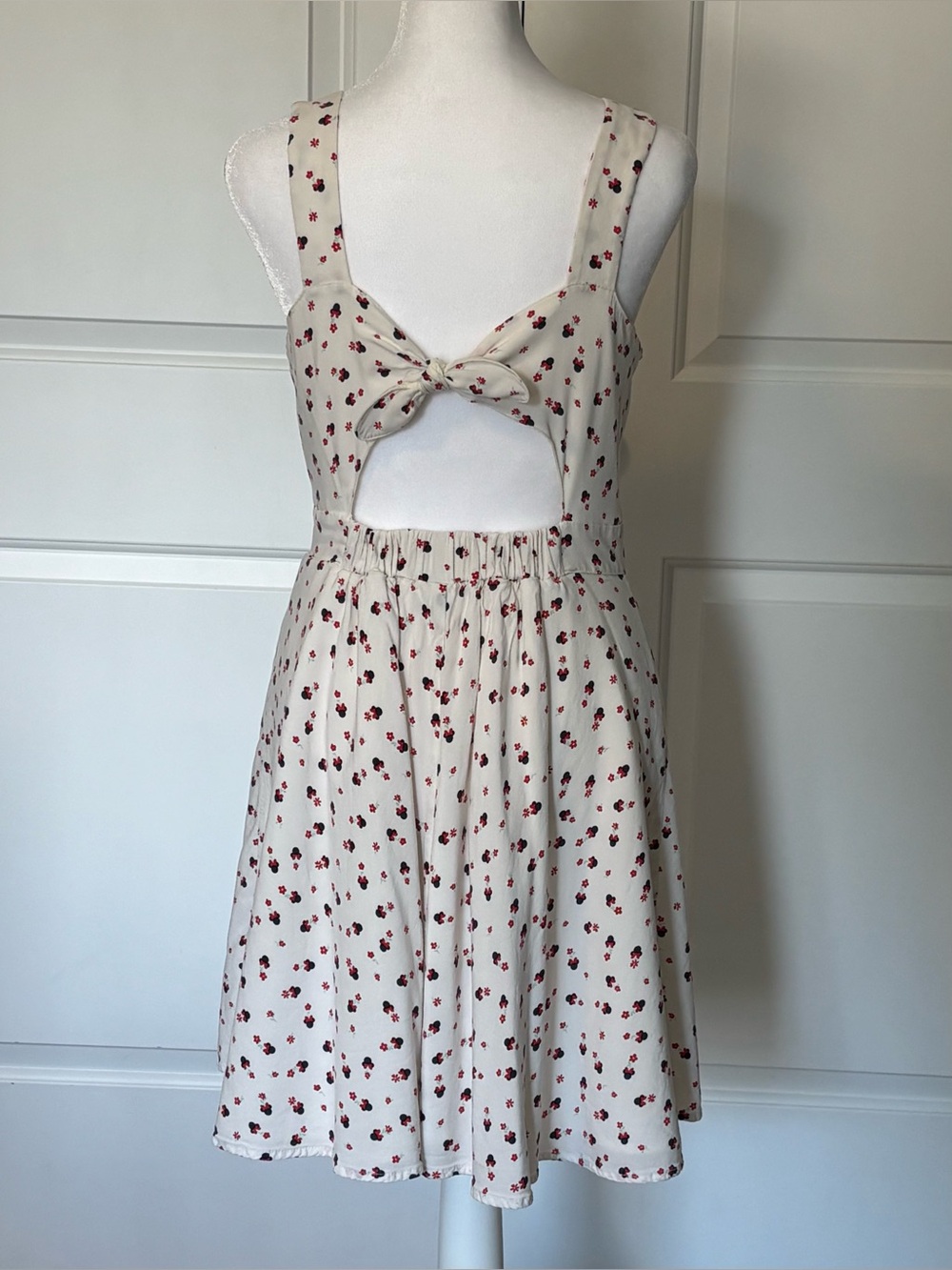 Lauren Conrad Disney Minnie Mouse Dress - Picture 3 of 10